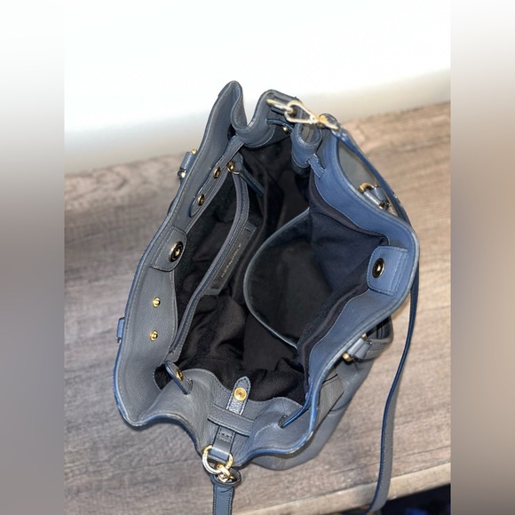 Beanpole Leather Crossbody Purse - Picture 11 of 14